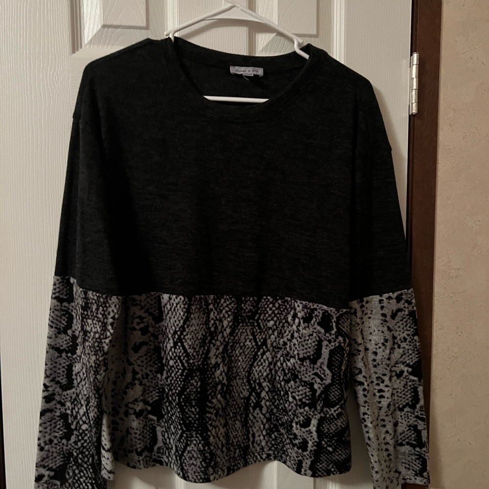 Black and Gray Snake Print Long Sleeve Top